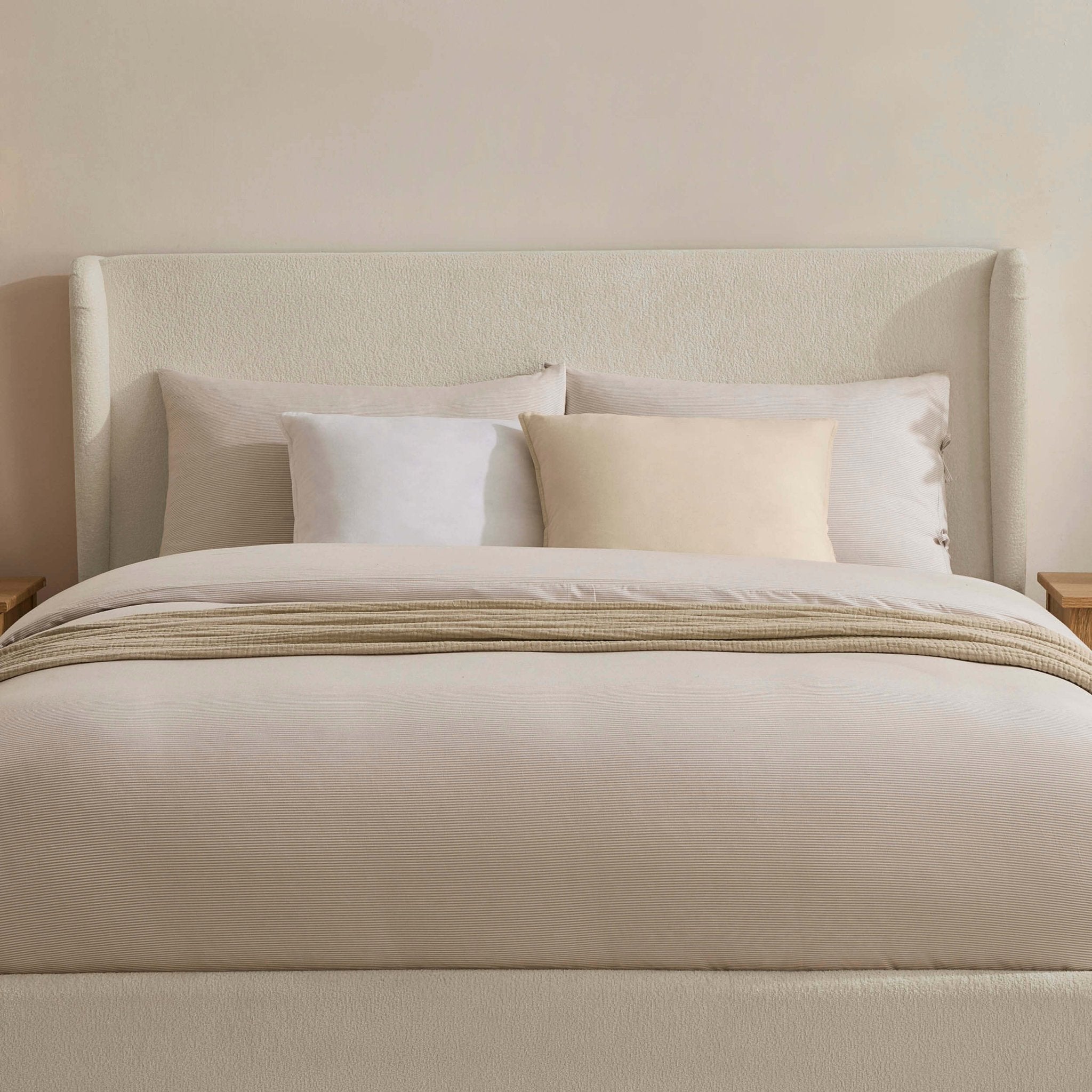 Berkeley Ottoman Storage Bed - Chenille Ecru
