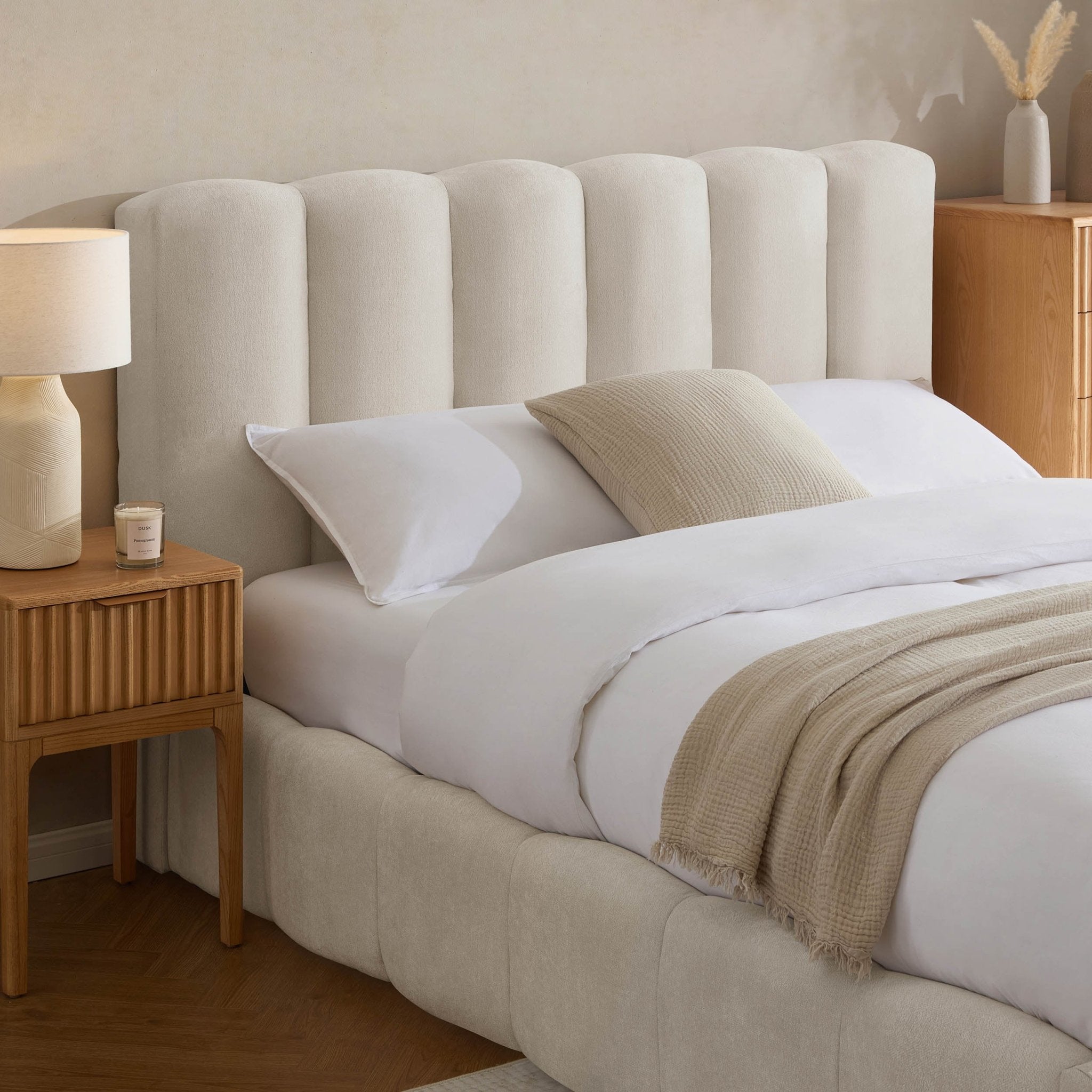 Cheshire Ottoman Storage Bed - Ivory