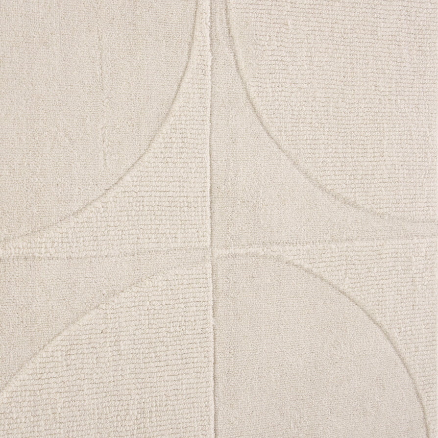Liv Hand Woven Wool Half Circle Design Rug - Off White