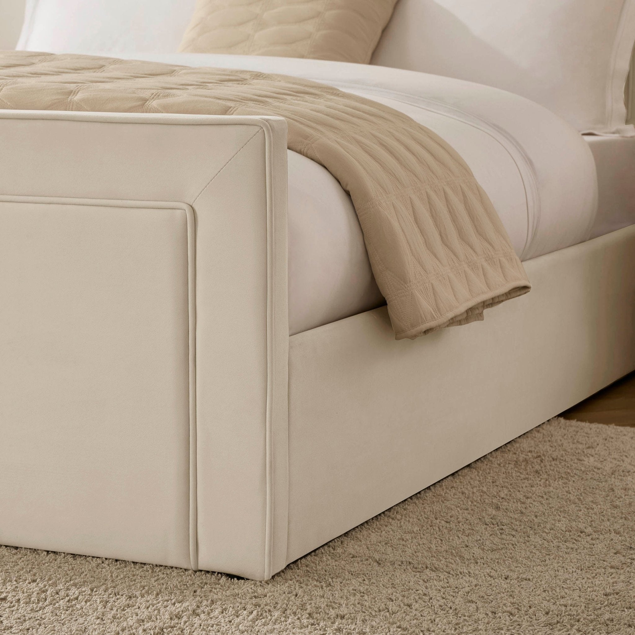 Sorrento Ottoman Storage Bed - Ecru/White