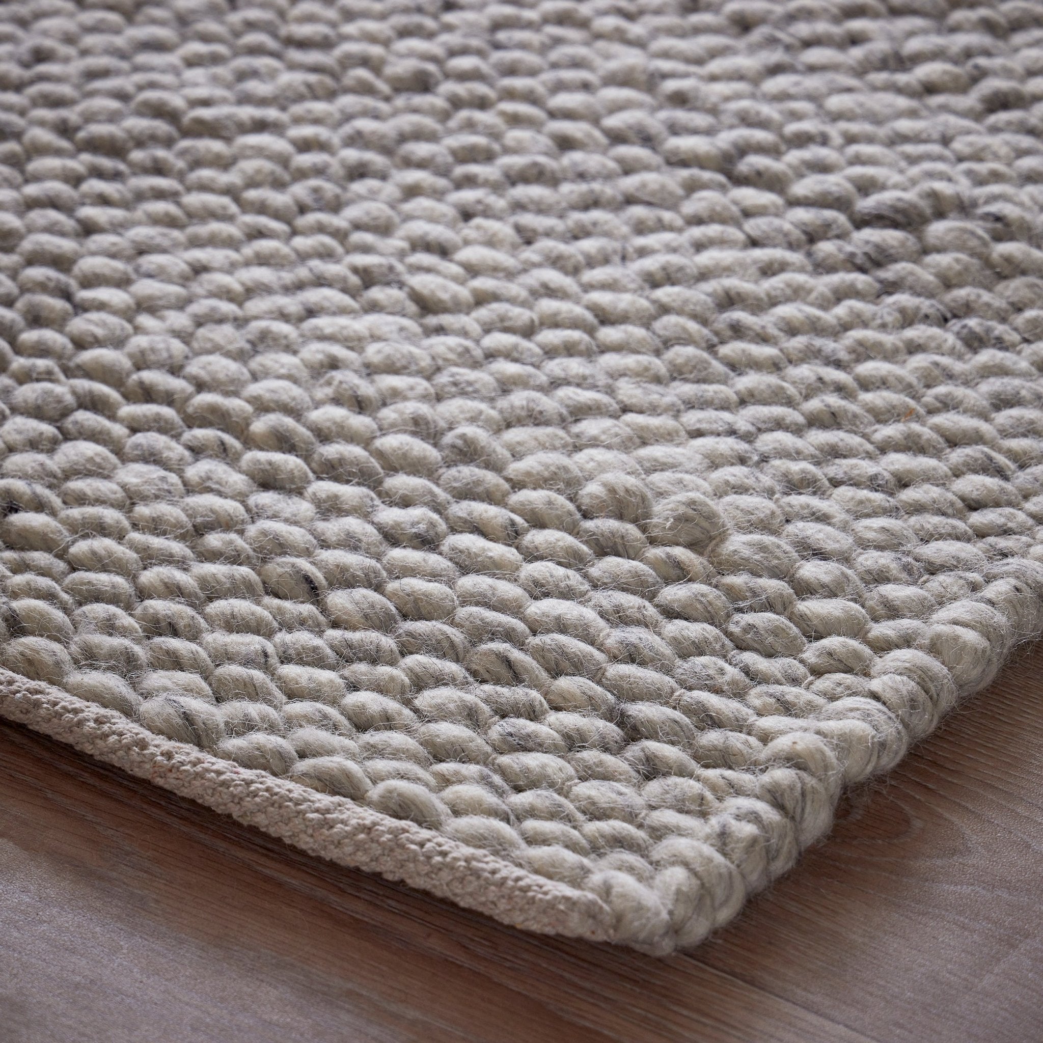 Theo Handwoven Wool Rug - Light Grey