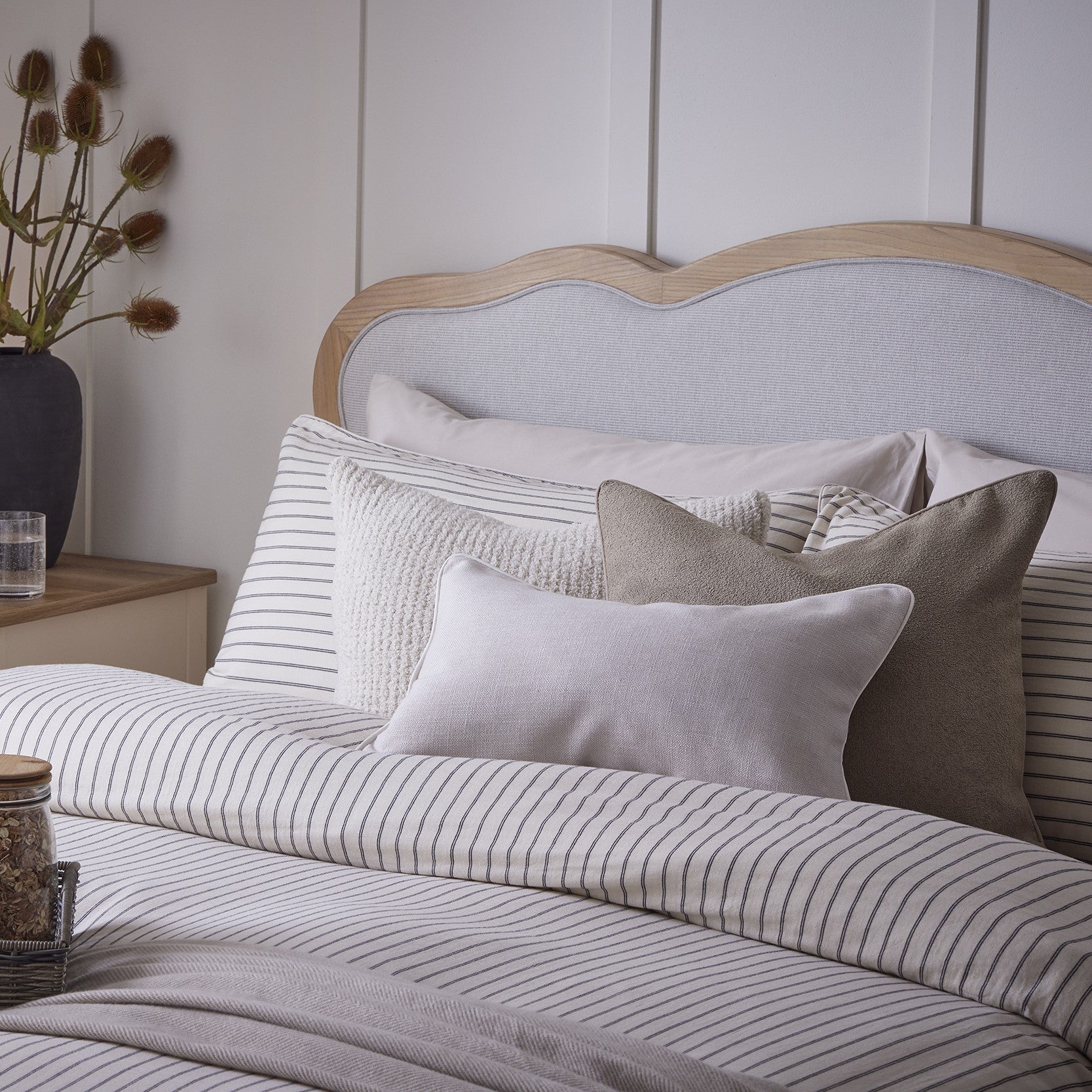 Versailles Bed Frame - Natural Stripe