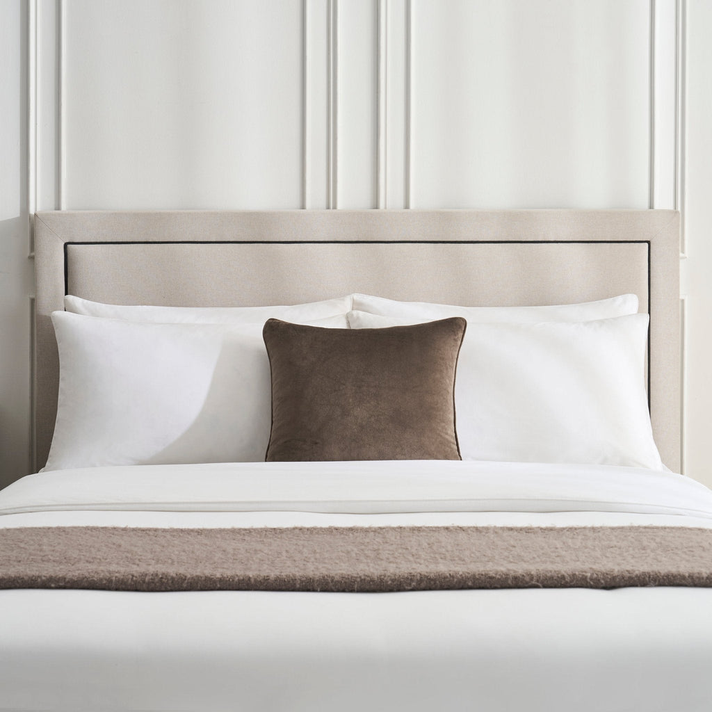 Windsor Ottoman Storage Bed - Natural/Black